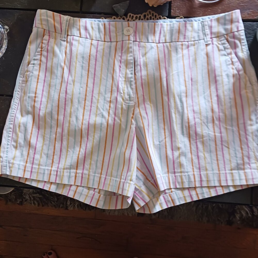 Classic beach shorts, size14